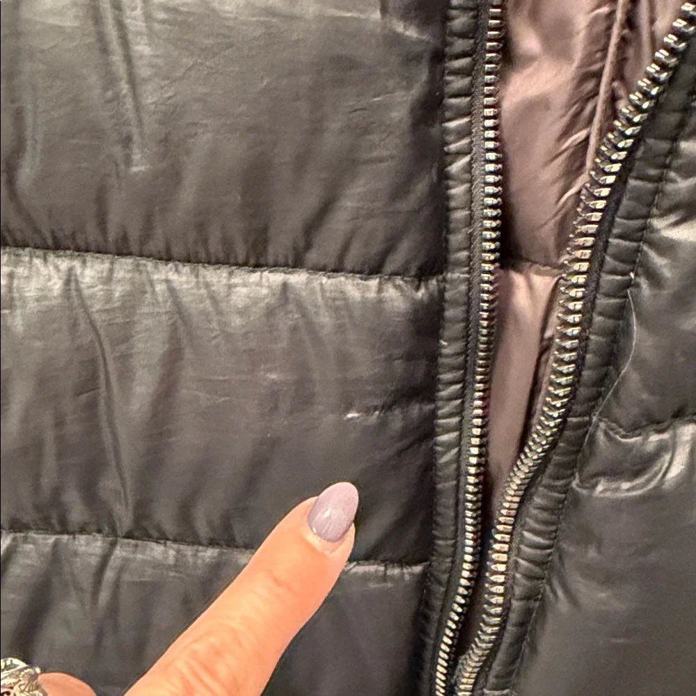 Bernardo Black Puffer Coat size small - Picture 16 of 17